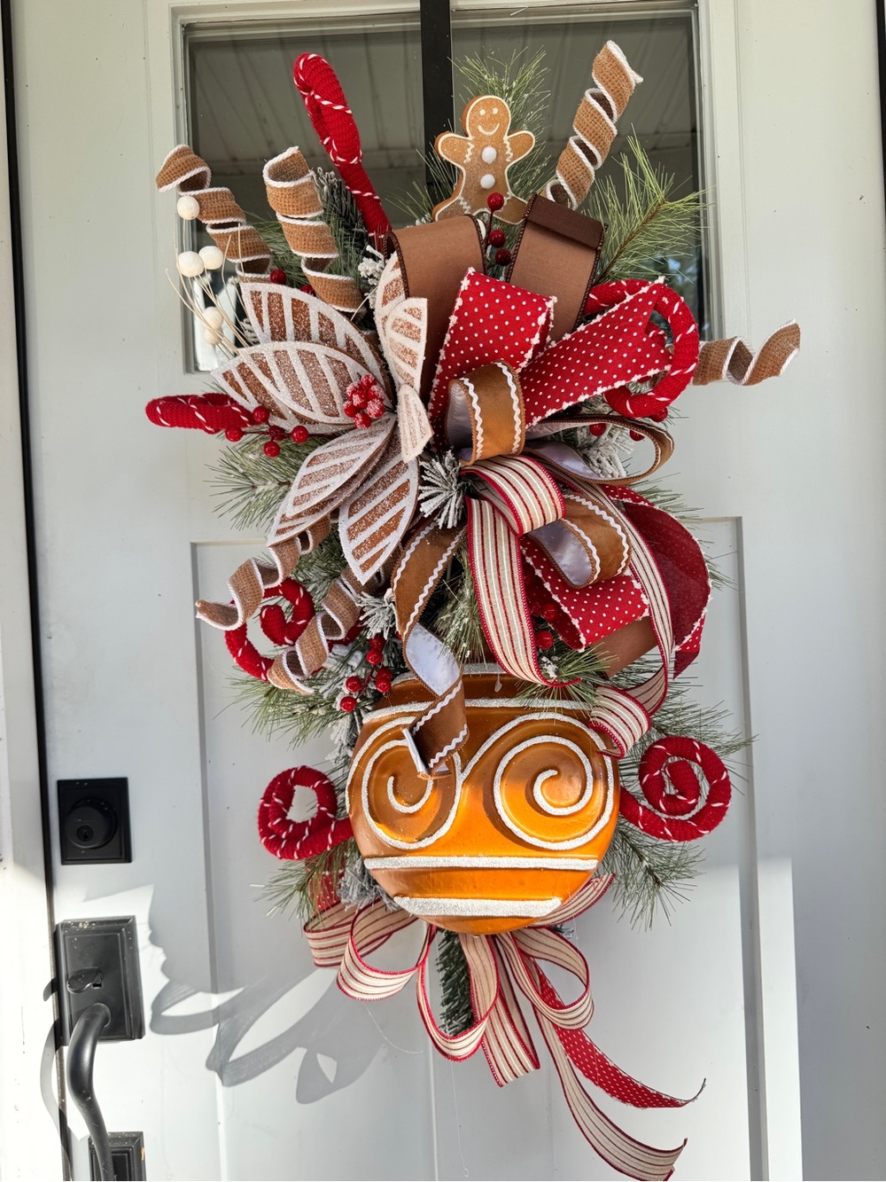 Gingerbread Teardrop Wreath